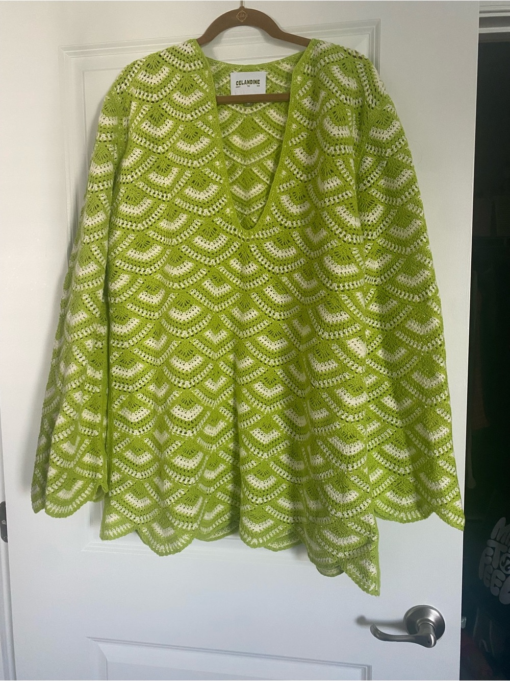 Celandine Chartreuse & White Crochet V-Neck Coverup Tunic - EUC - Picture 2 of 5